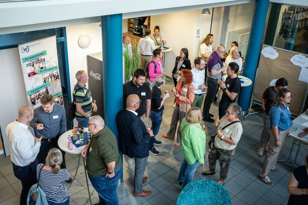Volles Foyer beim Netzwerkabend „Business, Bier & Brezn“